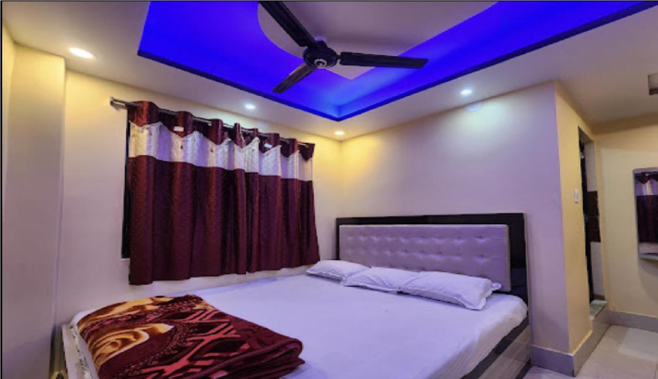Hotel Ilora By Wb Inn Tarapith Exterior foto