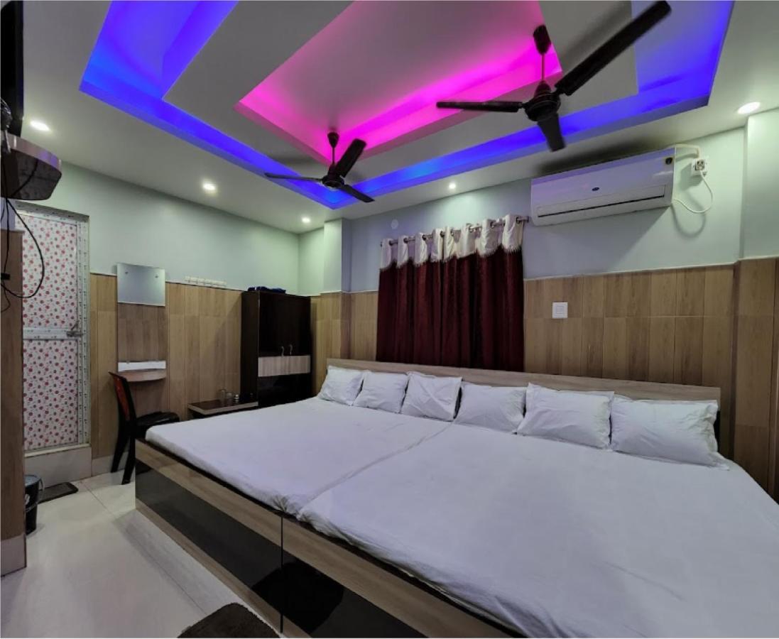 Hotel Ilora By Wb Inn Tarapith Exterior foto