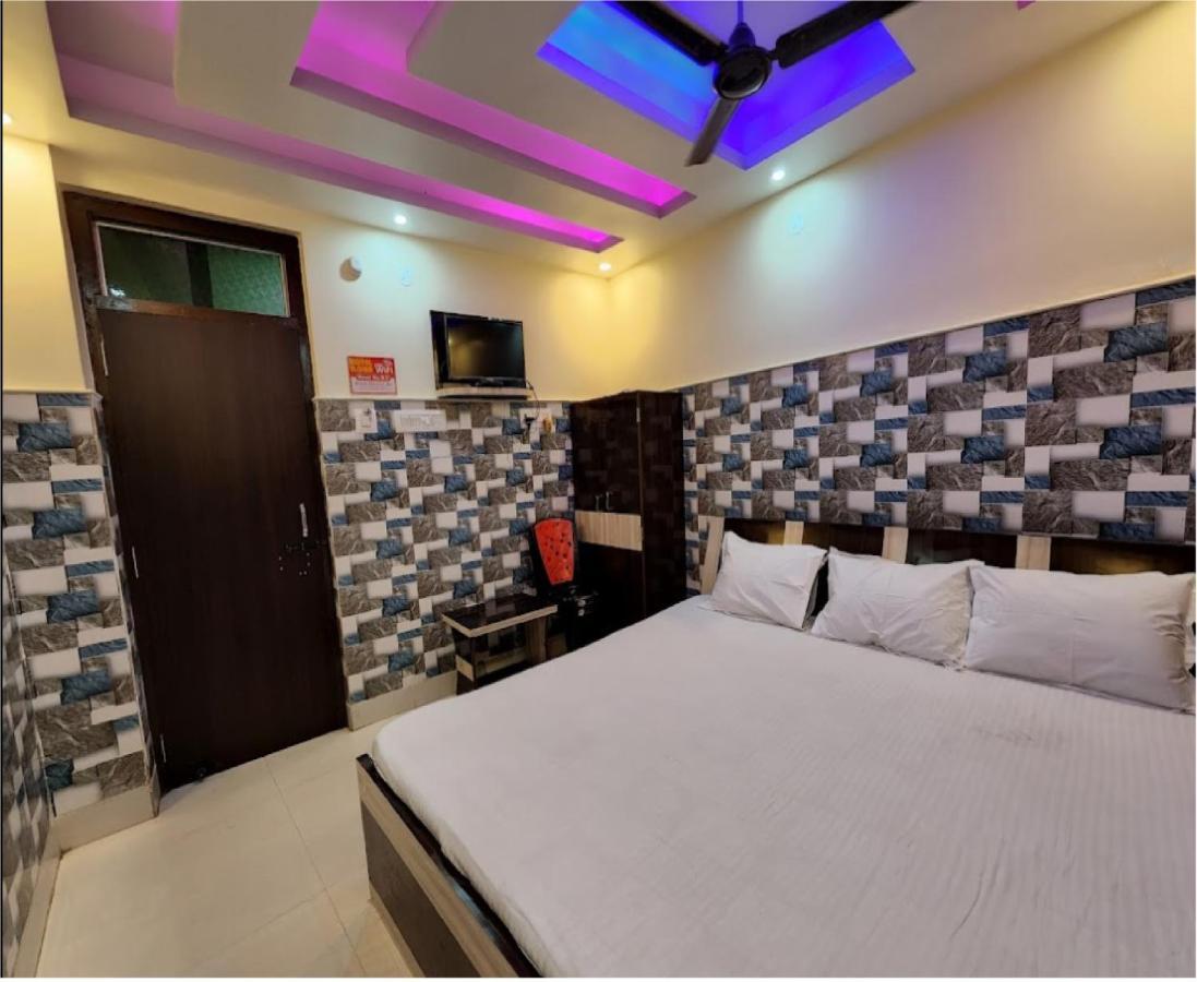 Hotel Ilora By Wb Inn Tarapith Exterior foto