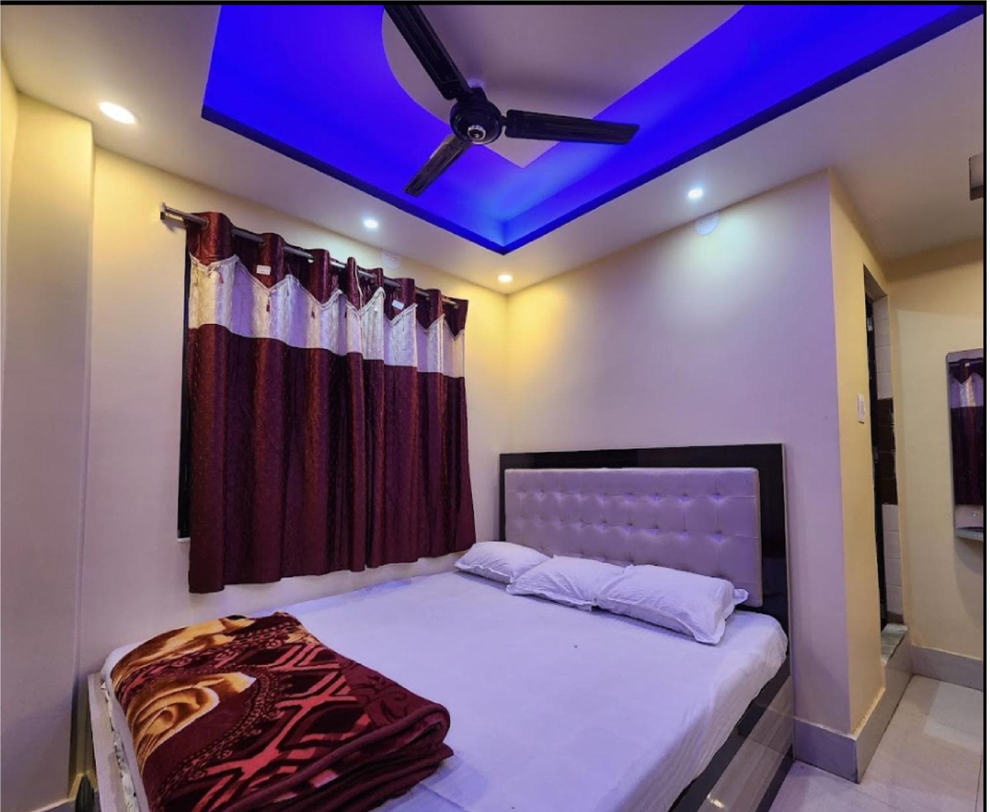 Hotel Ilora By Wb Inn Tarapith Exterior foto